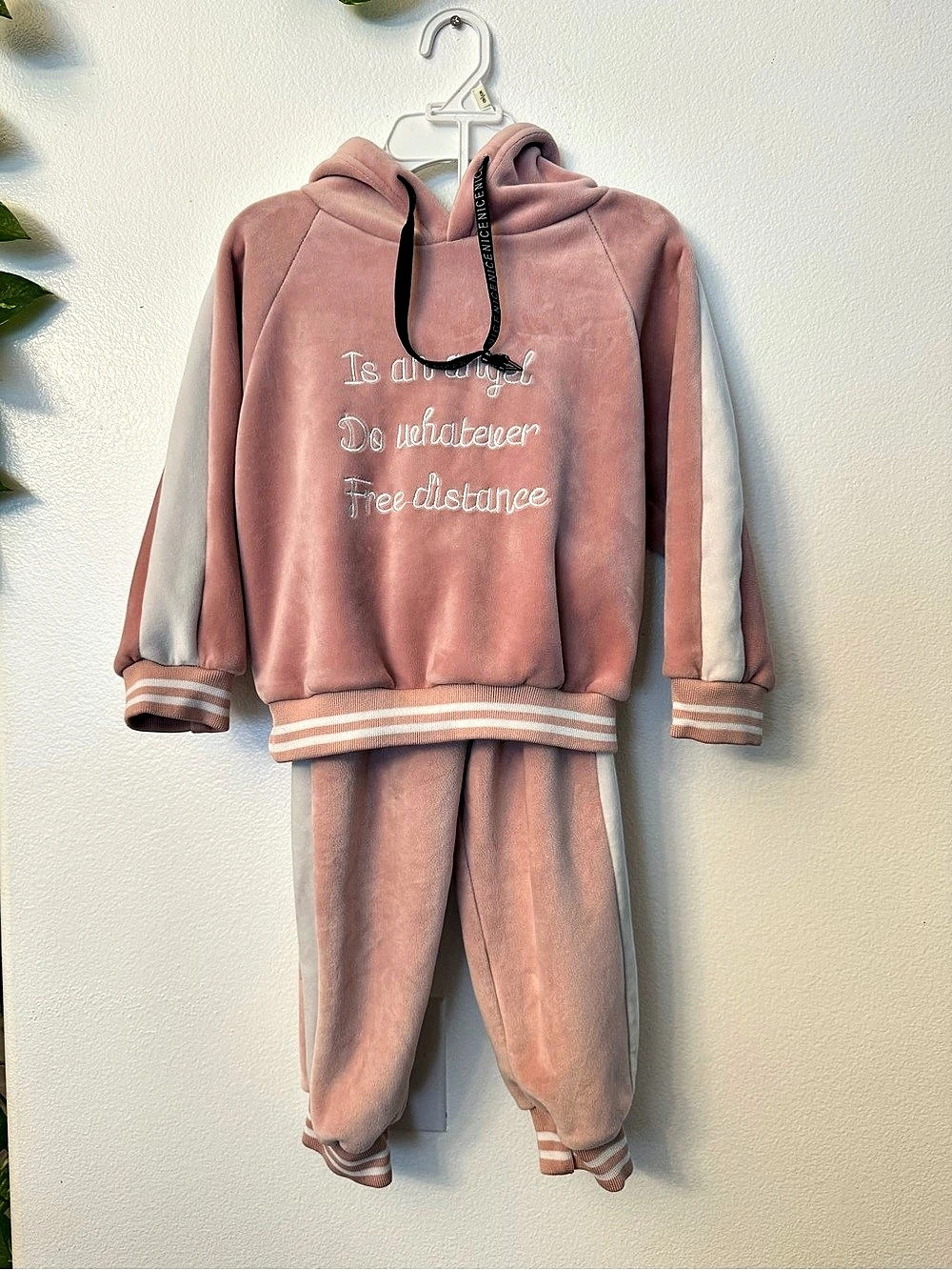 Girls Pink Velour Hoodie Jogger Set Size 110 4-5 Years 2-Piece Outfit